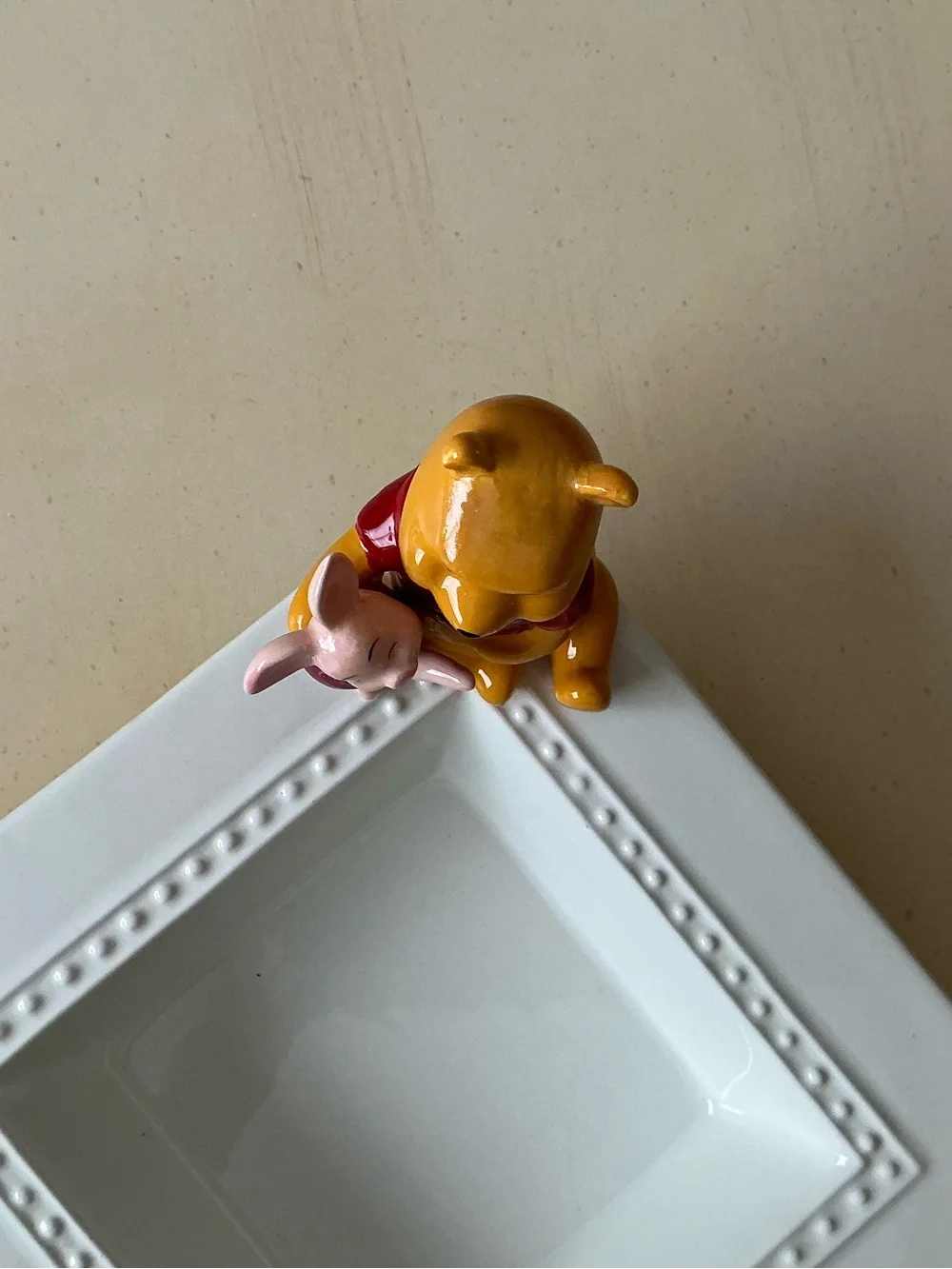 Winnie The Pooh & Piglet Platter Decoration